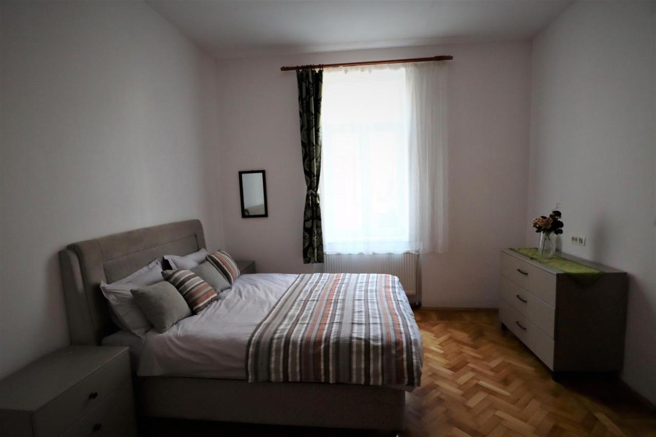 Apartment Center Haus